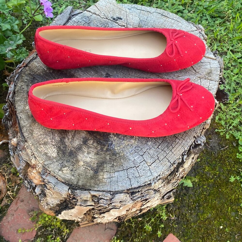 Talbots 8.5 Penelope Quilted Ballet Flats - Red Studded Suede - Picture 2 of 13